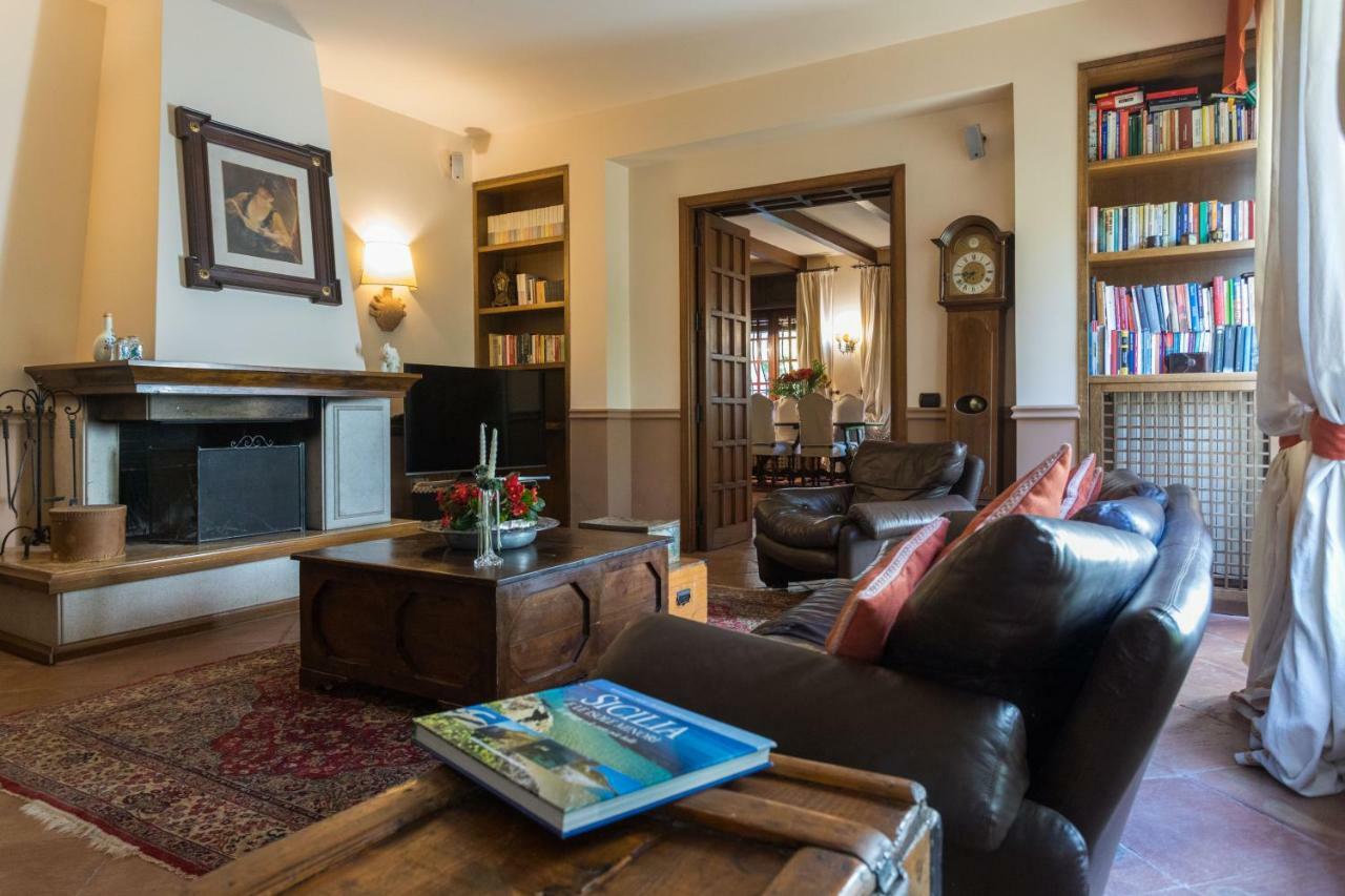 Villa Gabriella - Монделло Экстерьер фото