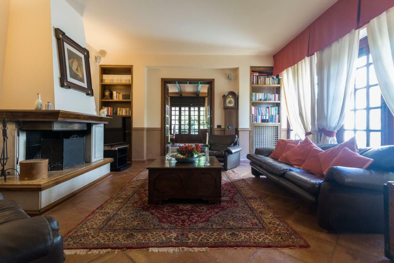 Villa Gabriella - Монделло Экстерьер фото